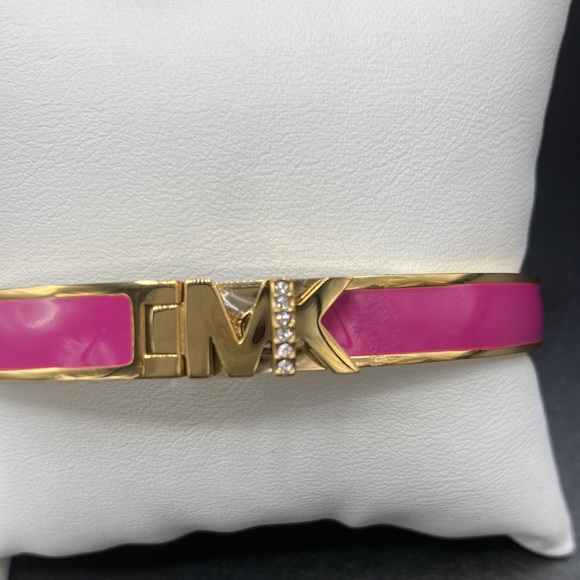 SHIPS TODAY 🎁 Holiday SALE ⬇️ Michael Kors Colored Monogram Bangle - Picture 3 of 4